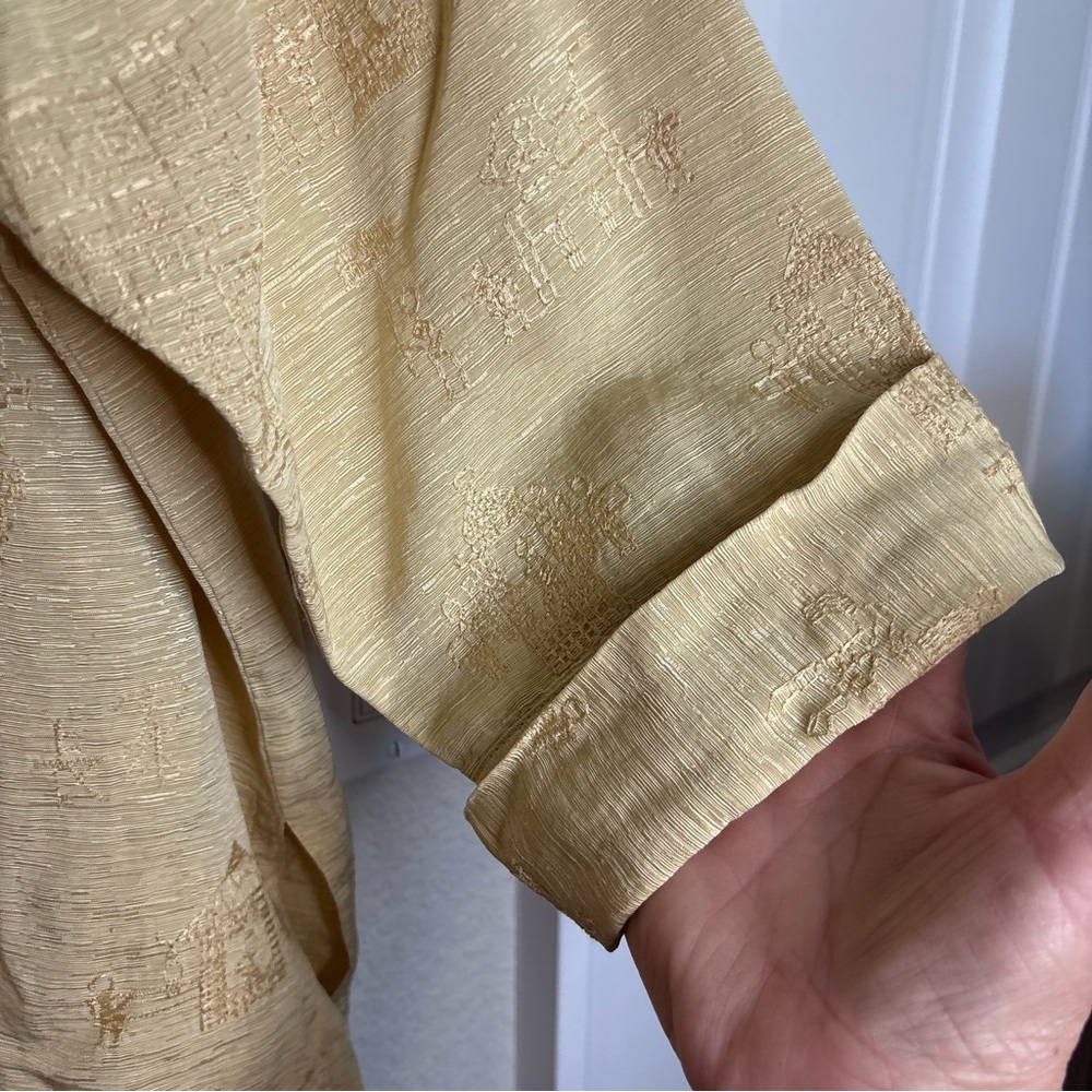 Chico's Light Tan Textured Silk Linen Blend Women’s Shirt - Picture 3 of 10